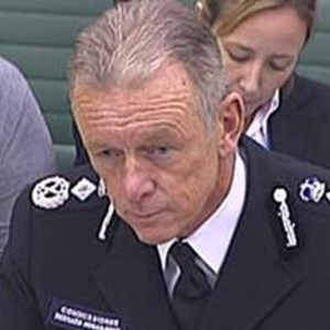 PC-hogan-howe-450x225.jpg