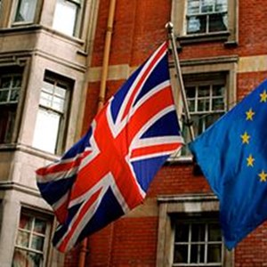 creative-commons-dave-kellam-uk-eu-flags-standard..jpg